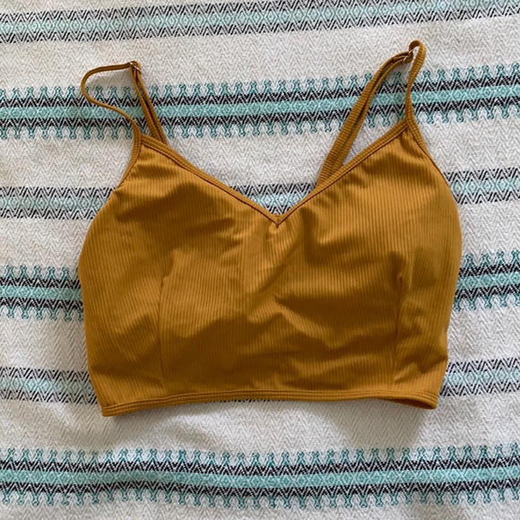 Kortni Jeane Other - Kortni Jeane Ribbed V’d Crop ❤️